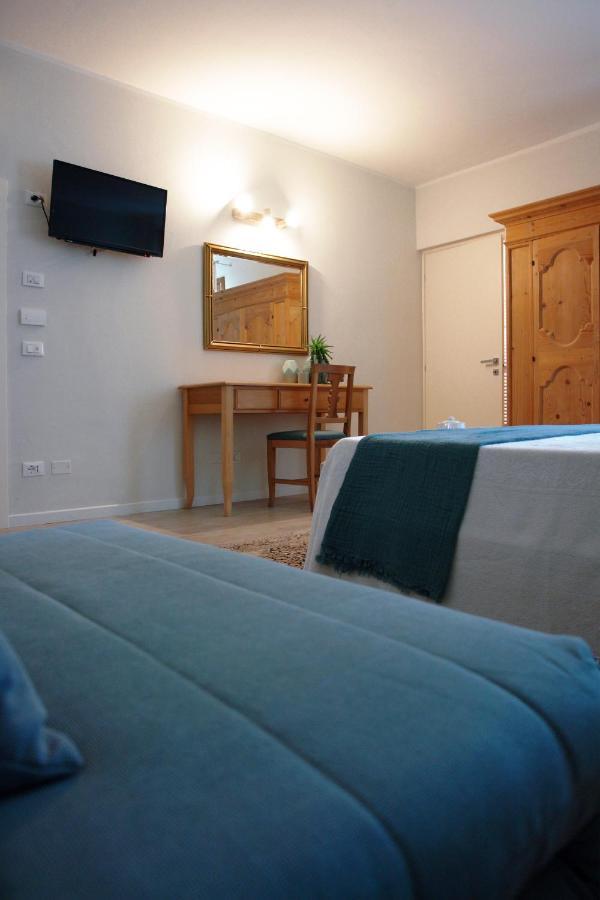 Bed And Breakfast Erilla Centenaro Exterior photo
